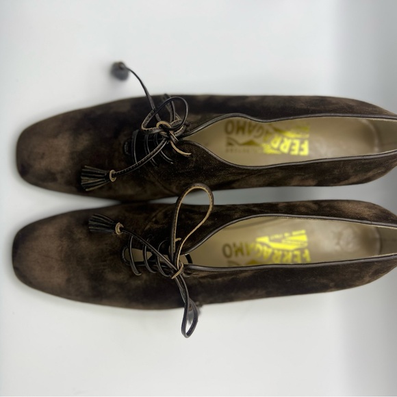 Salvatore Ferragamo Brown Nero Suede Size 7.5 Oxford Heels - Picture 6 of 8